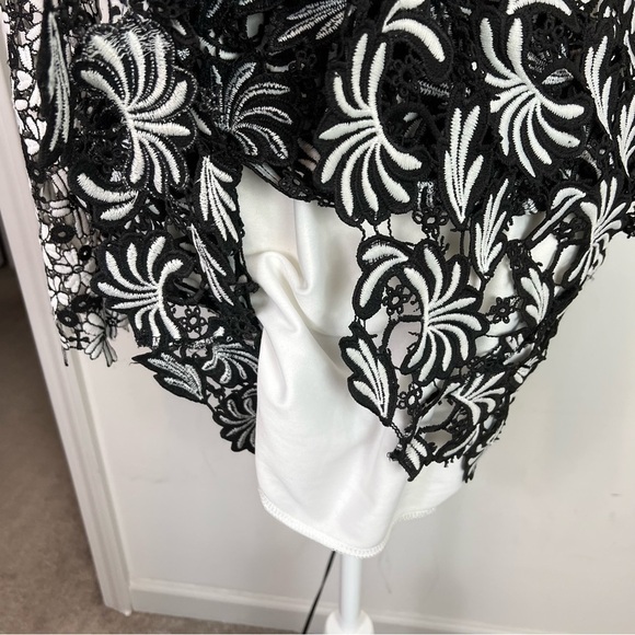 Unbranded Mini Dress with Frills Floral Cutout Black White womens Large - Picture 5 of 14